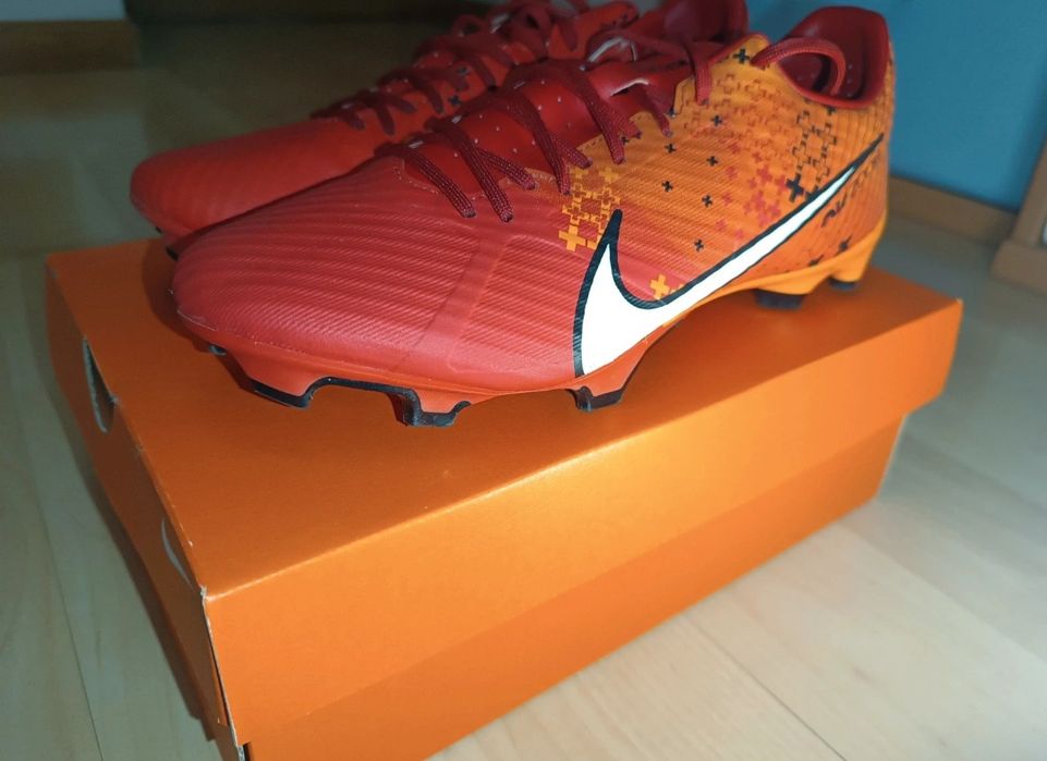 Nike Air Zoom Mercurial Vapor 15 Elite