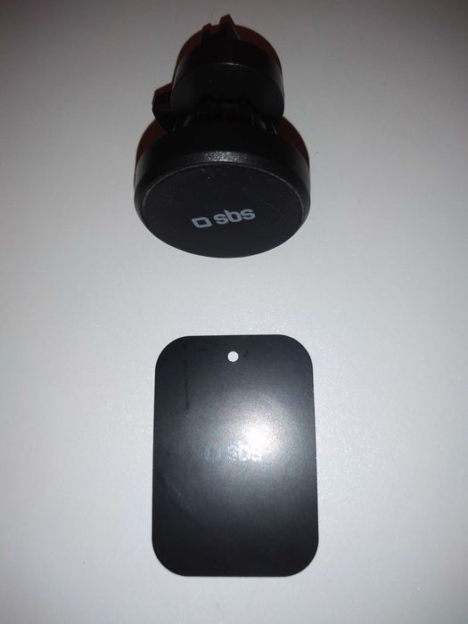 Suportes magneticos telemóveis / smartphones