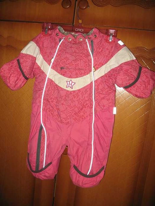 комбинезон и другая одежда  для новорожденных от 1-12 м