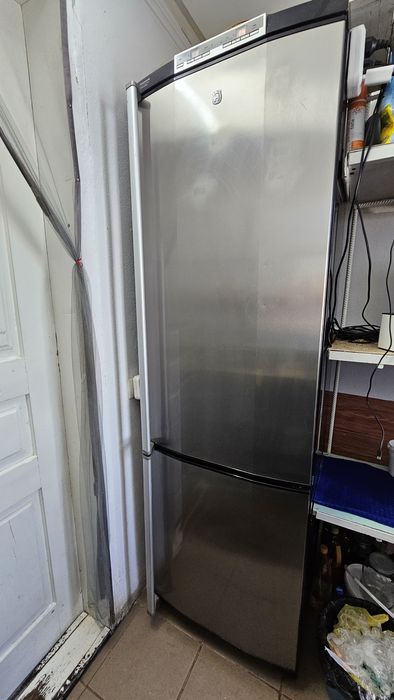 Холодиьник Electrolux для дому