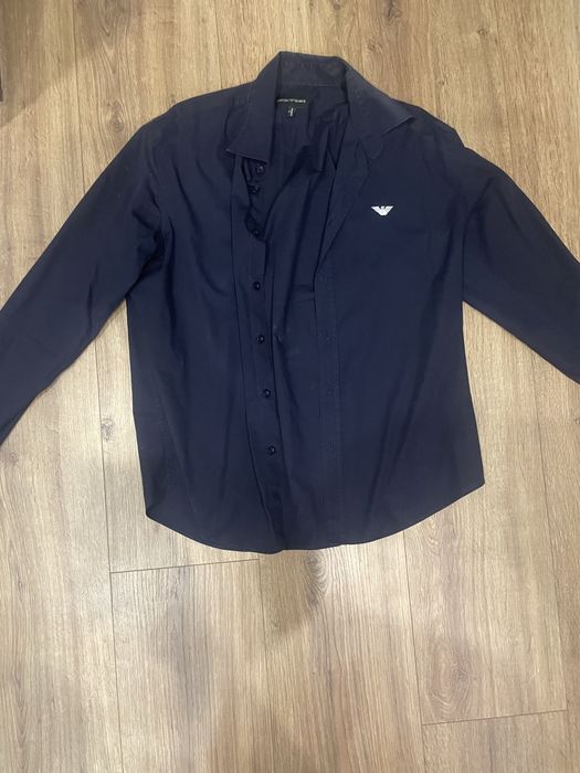 Продам рубашку Armani