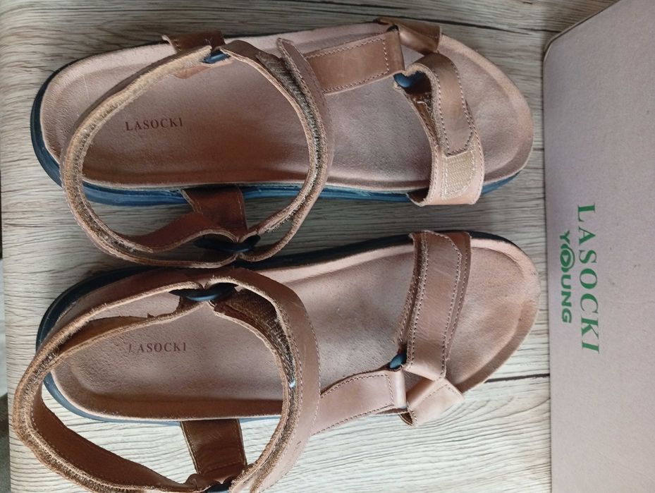Sandały chłopięce damskie Lasocki Young nowe rozmiar 38