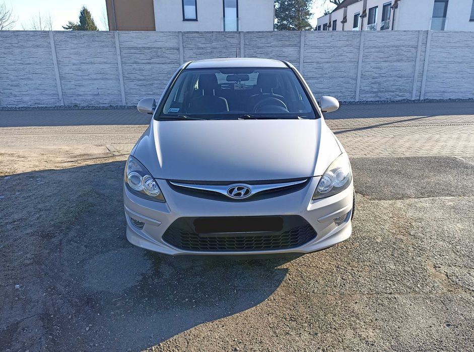 Hyundai i30 rocznik 2010/11, 1.4 Classic, 152000km