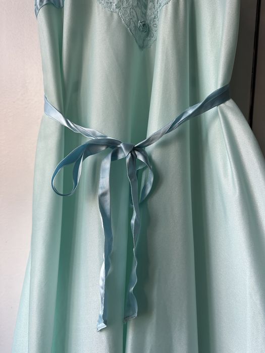 Нічна сорочка,  сукня, плаття  з мереживом