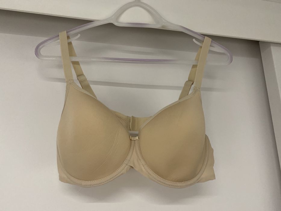 Biustonos. Gorteks nowy