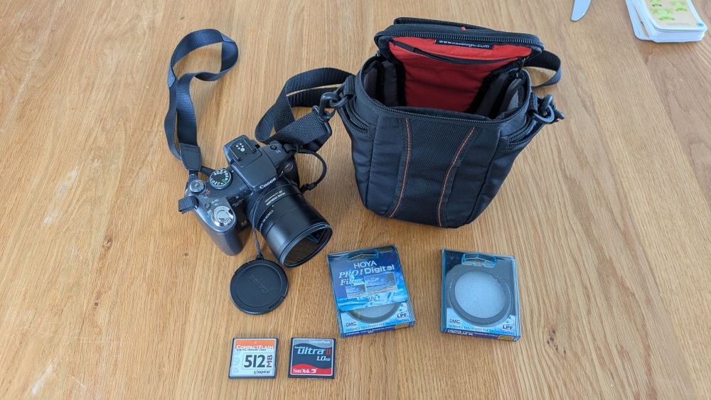 Canon PowerShot S5 is