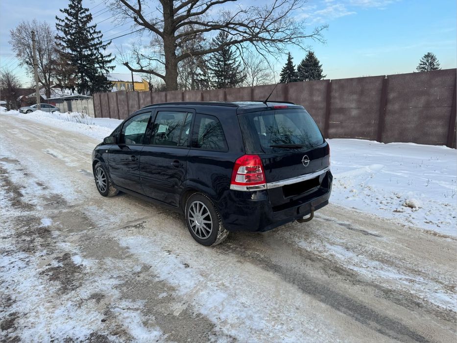 Zafira для ЗСУ в Харькове свежепригнана