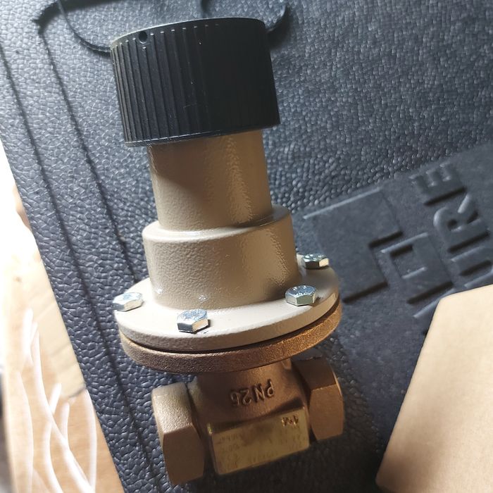 Regulator różnicy ciśnień Samson typ 44-6