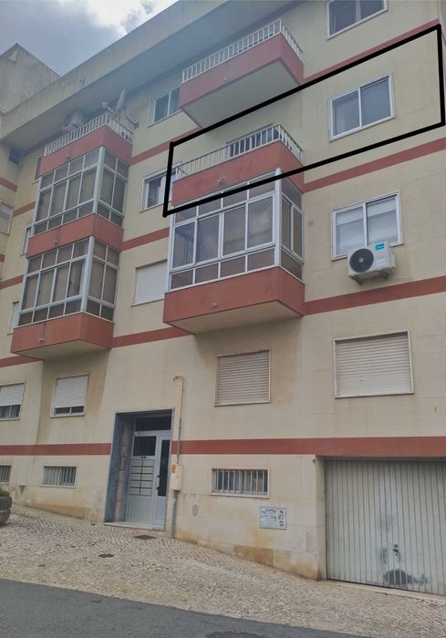Apartamento T2 Alhandra totalmente remodelado