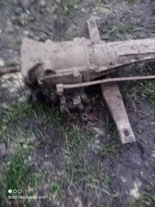 Продам коробку Москвич робоча