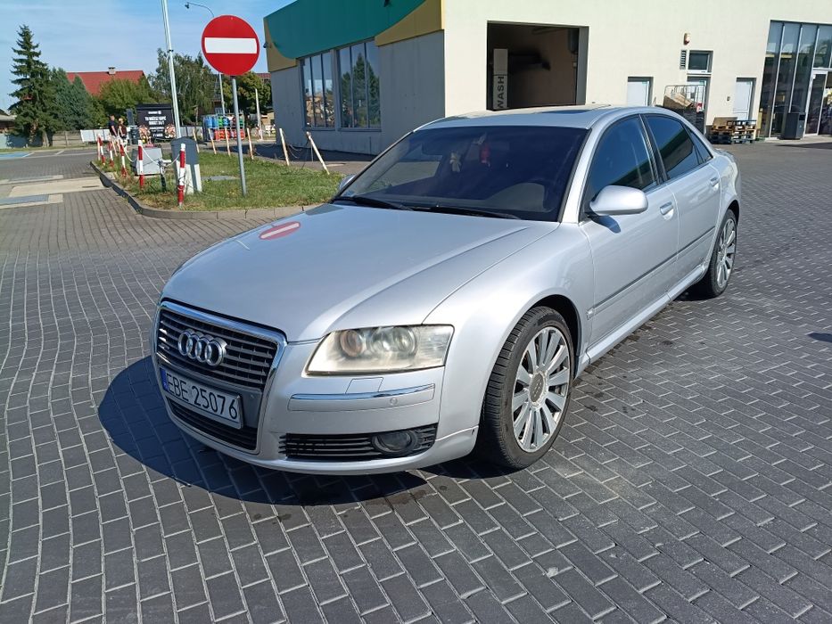 Audi A8 D3 4.0 V8