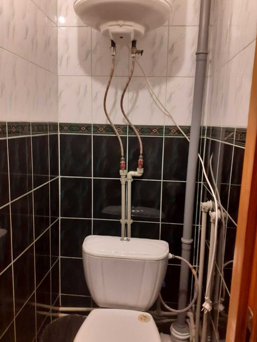 Продам  2 кімнатну квартиру с. м.Снітинка  Киівська обл.