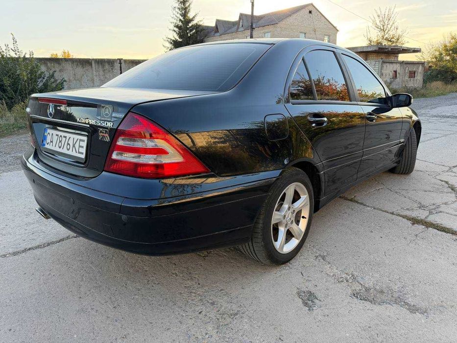 Mercedes-Benz C-Class W203