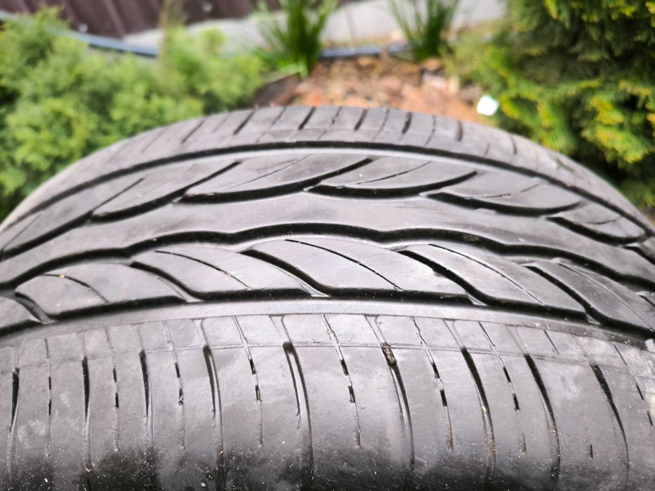 Продам резину р17 215*50 літні