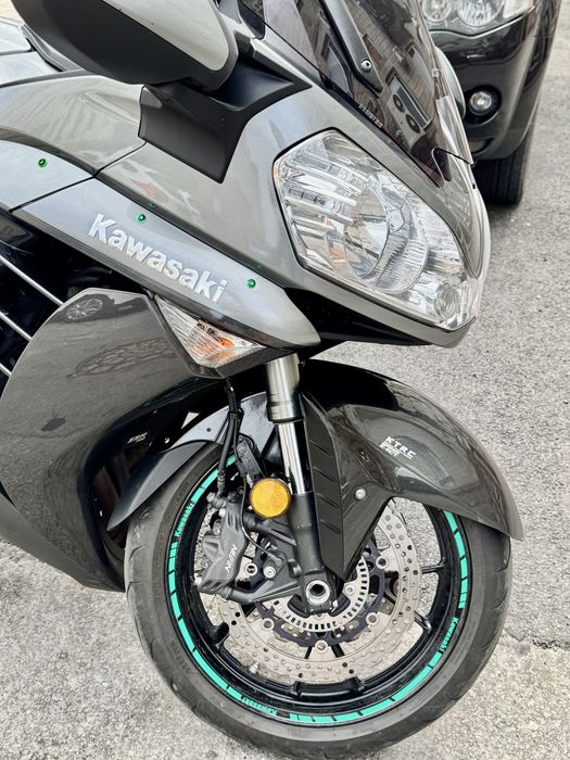Kawasaki GTR 1400 2016 (Restomod)