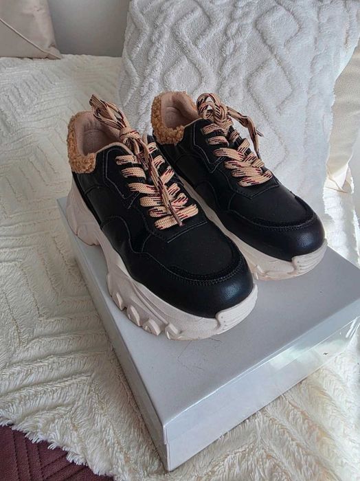 Sneakersy wittchen damskie platforma 37