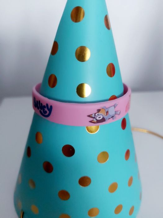 Bransoletka zmotywem z bajki Bluey Bingo Różowa