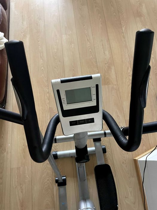 Bicicleta Elíptica (Comprada na Sport Zone) – Em Bom Estado!!