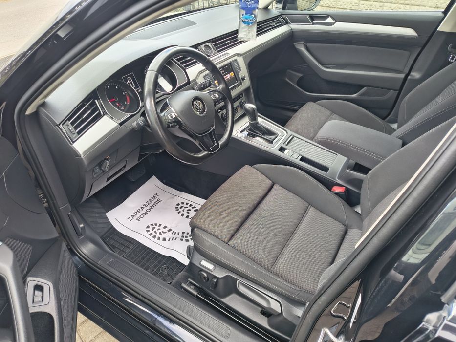 Vw Passat B8 2,0 TDI DSG 177Tys km/LED/ Climatronic/Tempomat/