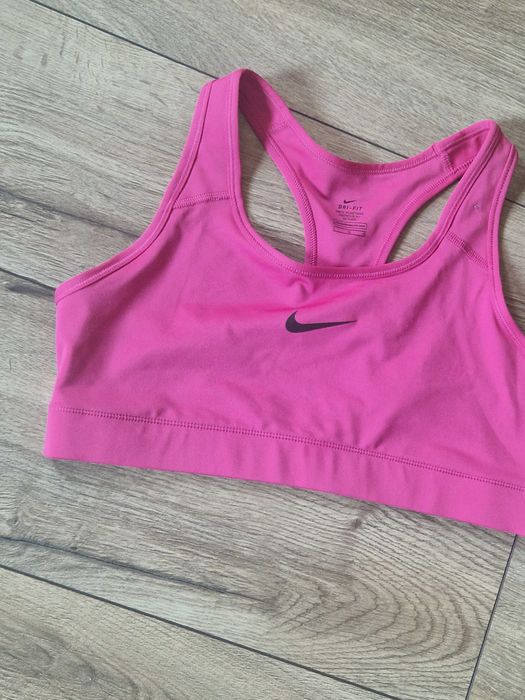 Спортивний топ топік