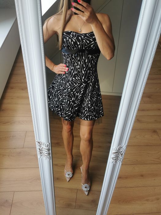 Sukienka bez ramiączek