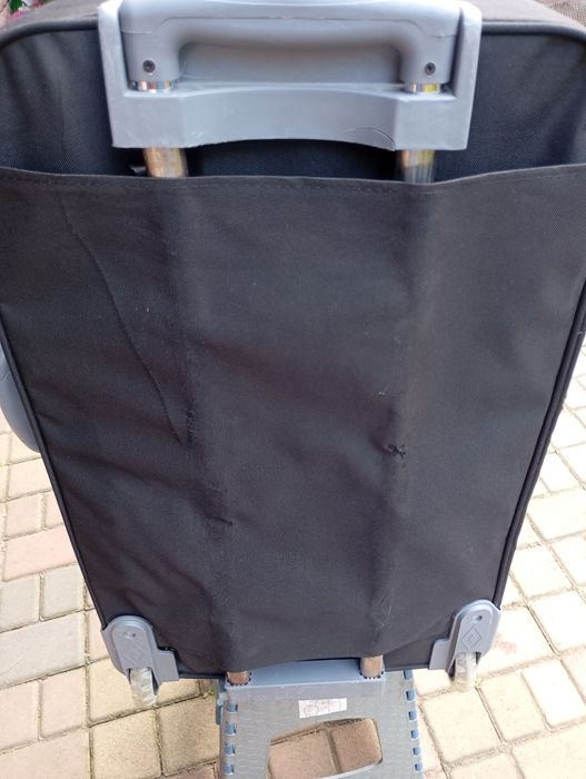 Продам валізу в хорошому стані