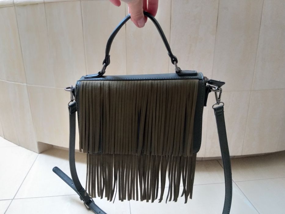 Torebka ciemna zieleń frędzle