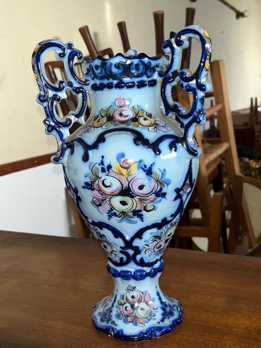 Peças de porcelana de Alcobaça