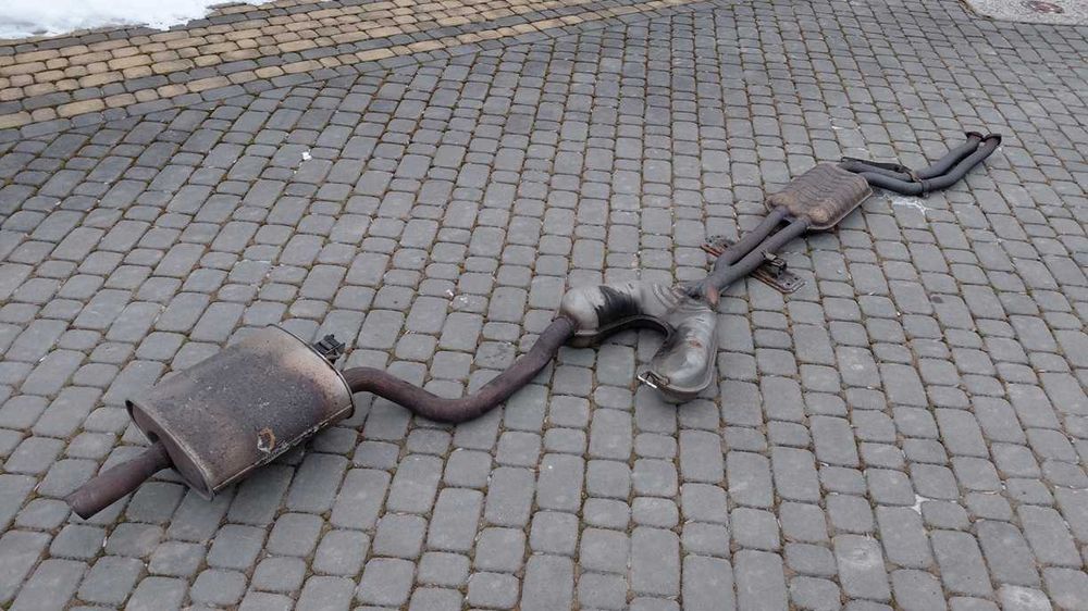 Fabryczny Wydech Kompletny Układ Wydechowy BMW E39 2,0 2,5 2,8 Benzyna