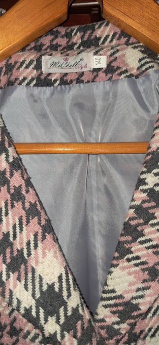 Весняне пальто на дівчинку 140 розмір