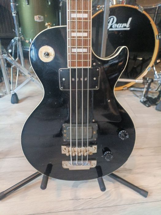 Gitara basowa Diamant