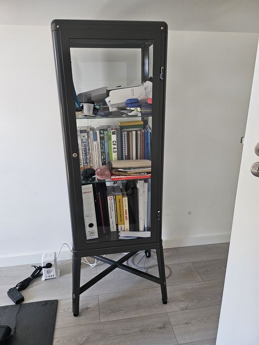 Vitrine vidro e metal Fabrikor Ikea