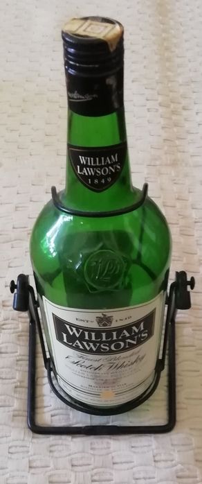 Garrafa de whisky vazia de 2litros com suporte