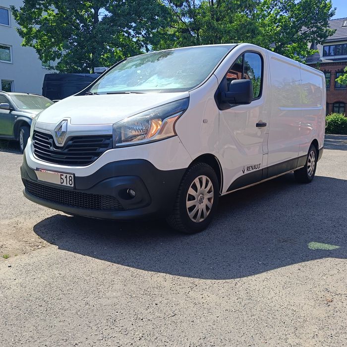Renault Trafic LONG