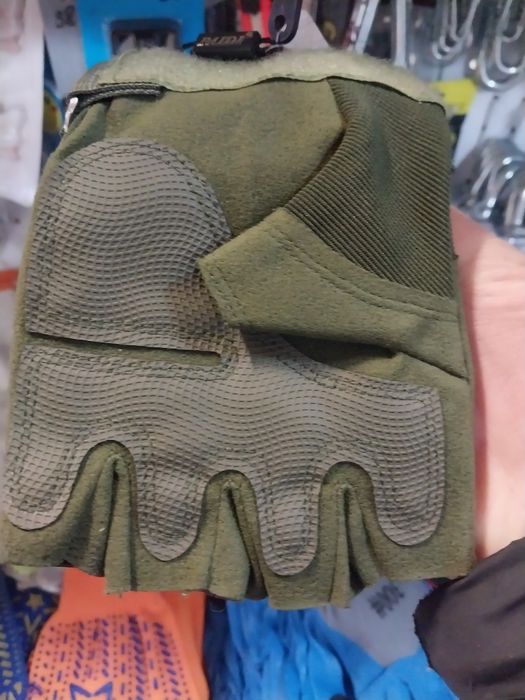 Рукавиці 130 грн