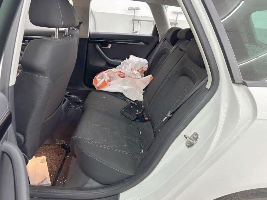 SEAT EXEO listwy drzwi deski dekory ozdobne czarny połysk BLACK PIANO