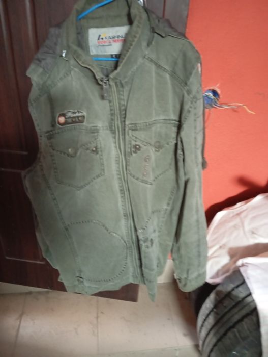 Продаются мужские куртки б.у.
