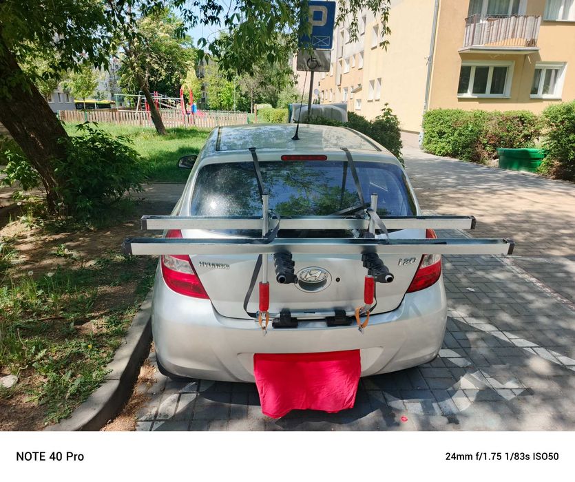 Bagażnik rowerowy na klapę auta