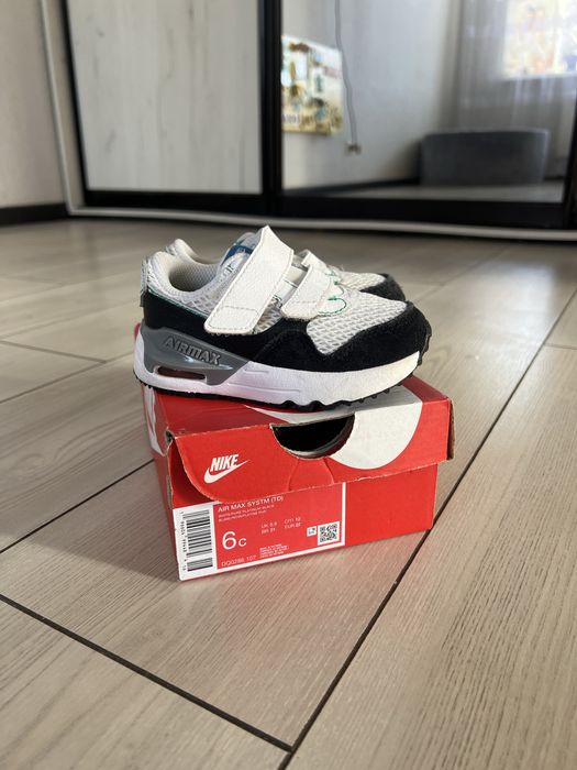 Кросівки Nike 22 розмір