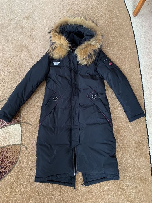 Пуховик с натуральним хутром