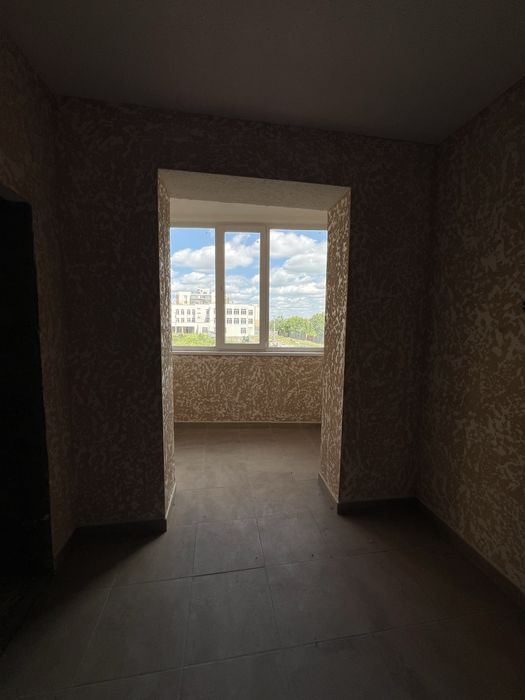 Продаж 2-кімнатної квартири, яку можна перепланувати у 3-кімнатну