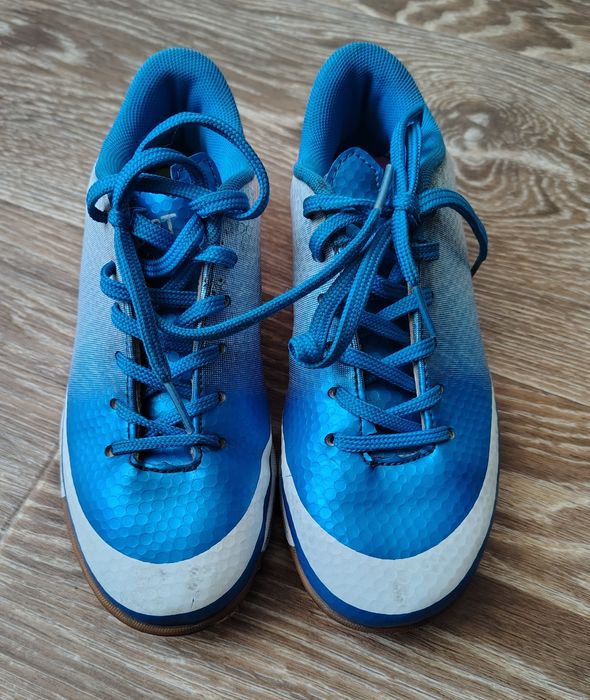 Сороконіжки,бутси, кросівки для футболу ,31 розмір