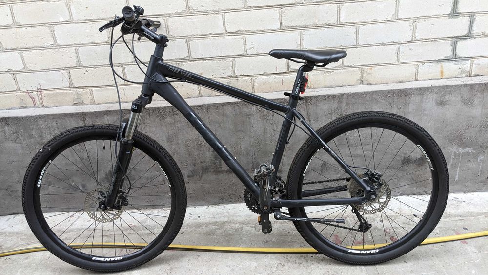 Велосипед Giant REVEL 0 black