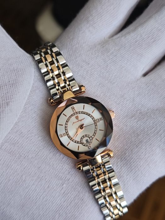 Relógio para mulher em aço inoxidável e vidro Crystal Hardlex.