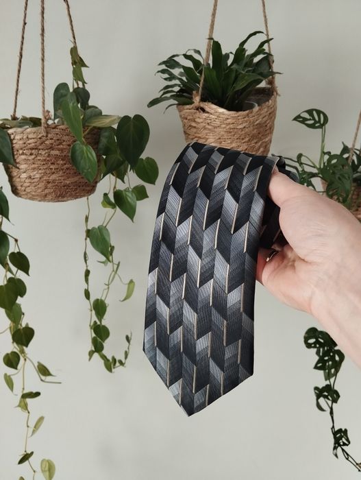 Męski jedwabny krawat 100% silk, szary geometryczny wzór, 10 cm, Rober
