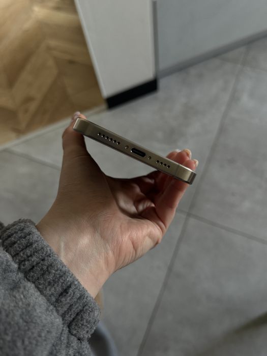 IPhone 16 Pro Max 256GB. Колір Natural Titanium