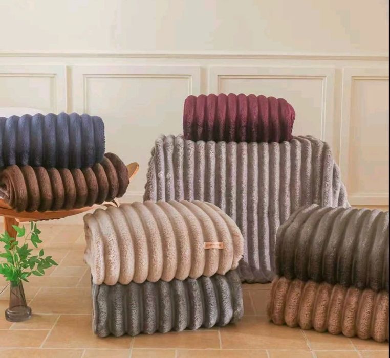 Плед Королівський Шарпей – м'який, теплий, затишний. Опт та роздріб.