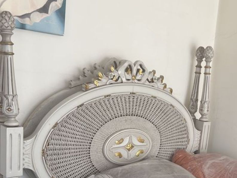 Mobilia quarto estilo luis XVI
