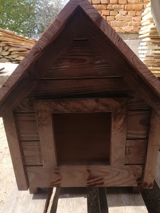 Будка буда для песика