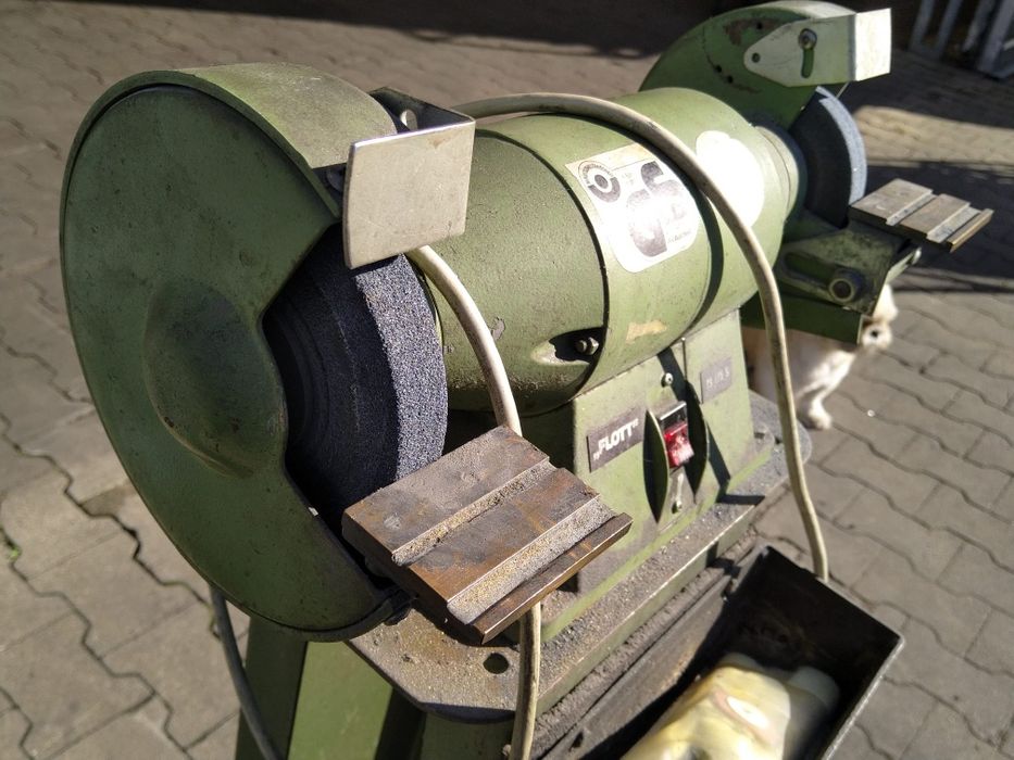 Szlifierka taśmowa do metalu ostrzałka noży frezów frezarka wierteł